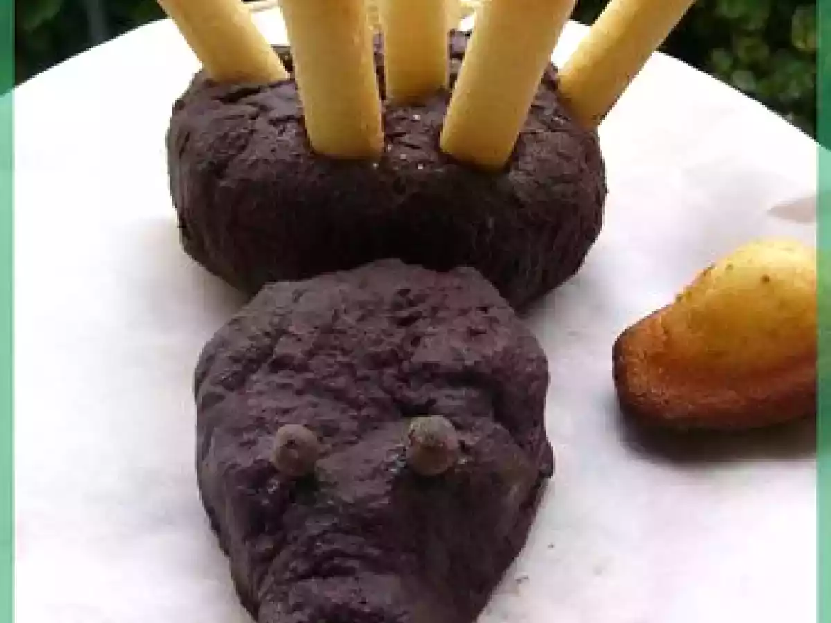 GATEAU HERISSON AUX CIGARETTES RUSSES