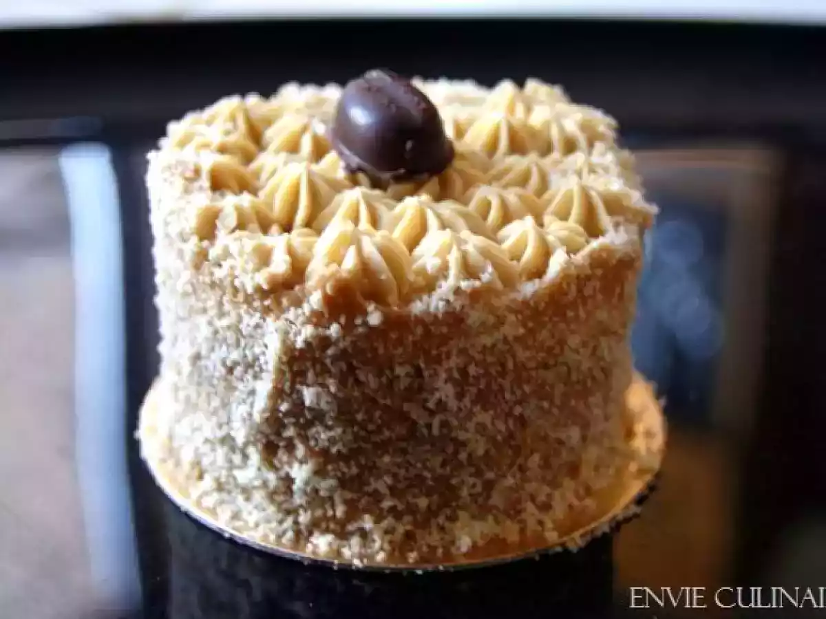 Gâteau individuel café-praliné