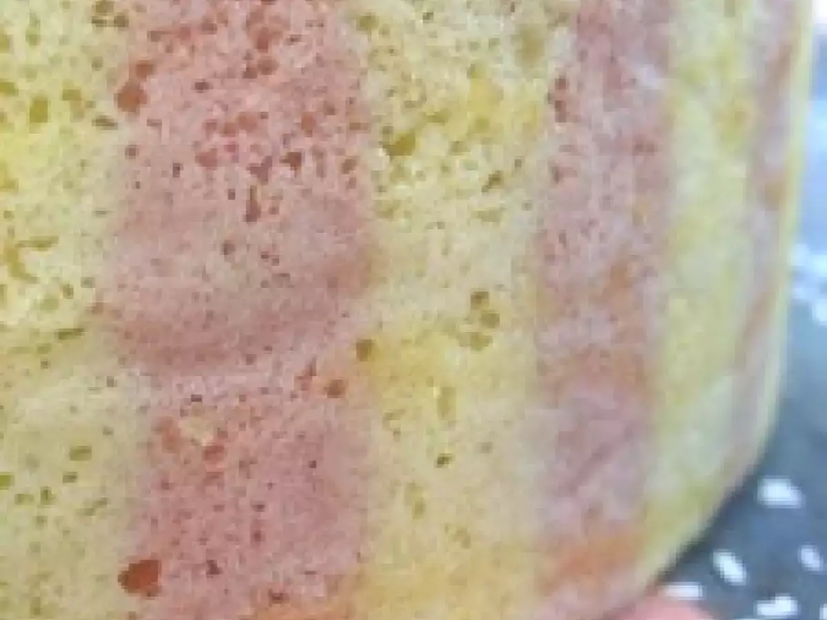 Gâteau Joconde à la Mousse de Framboises et au Bavarois au Lait de Coco - photo 4