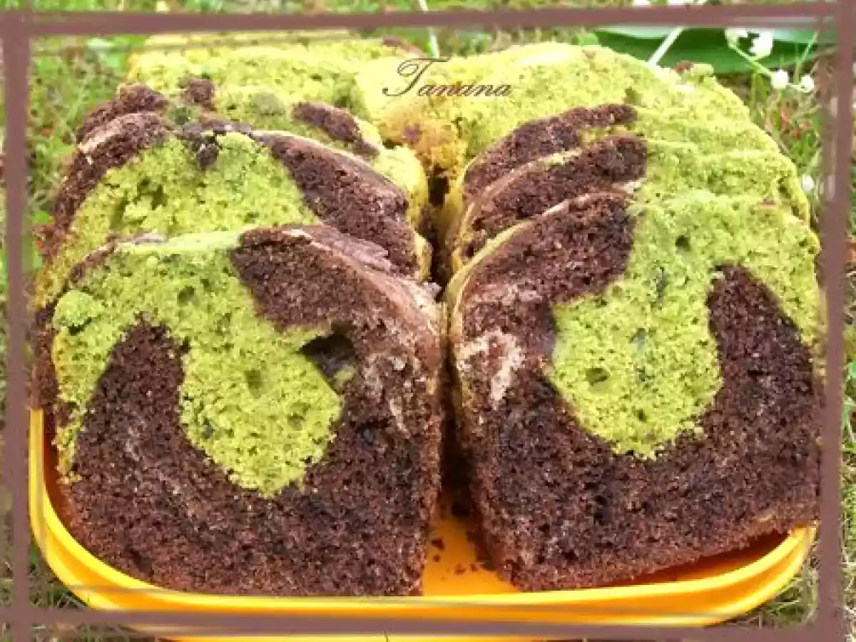 Gâteau marbré pistache-chocolat