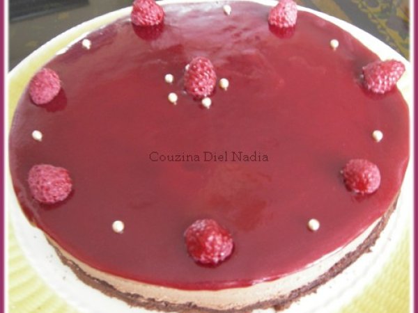 Gateau Miroir Mousse Au Chocolat Et Framboises Sur Un Air D liyah Recette Ptitchef