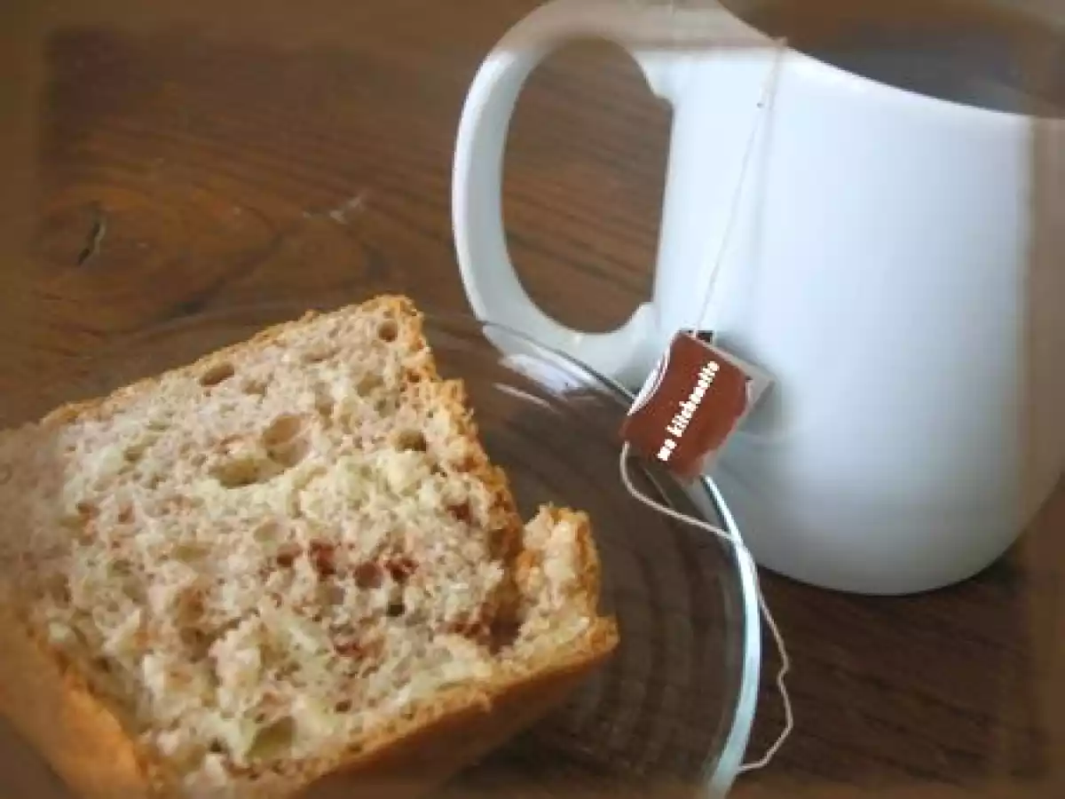 GATEAU MOELLEUX AUX BLANCS D'OEUFS