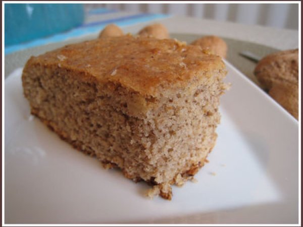 Gateau Moelleux Aux Noix La Recette Bizarre Chez Gal Recette Ptitchef