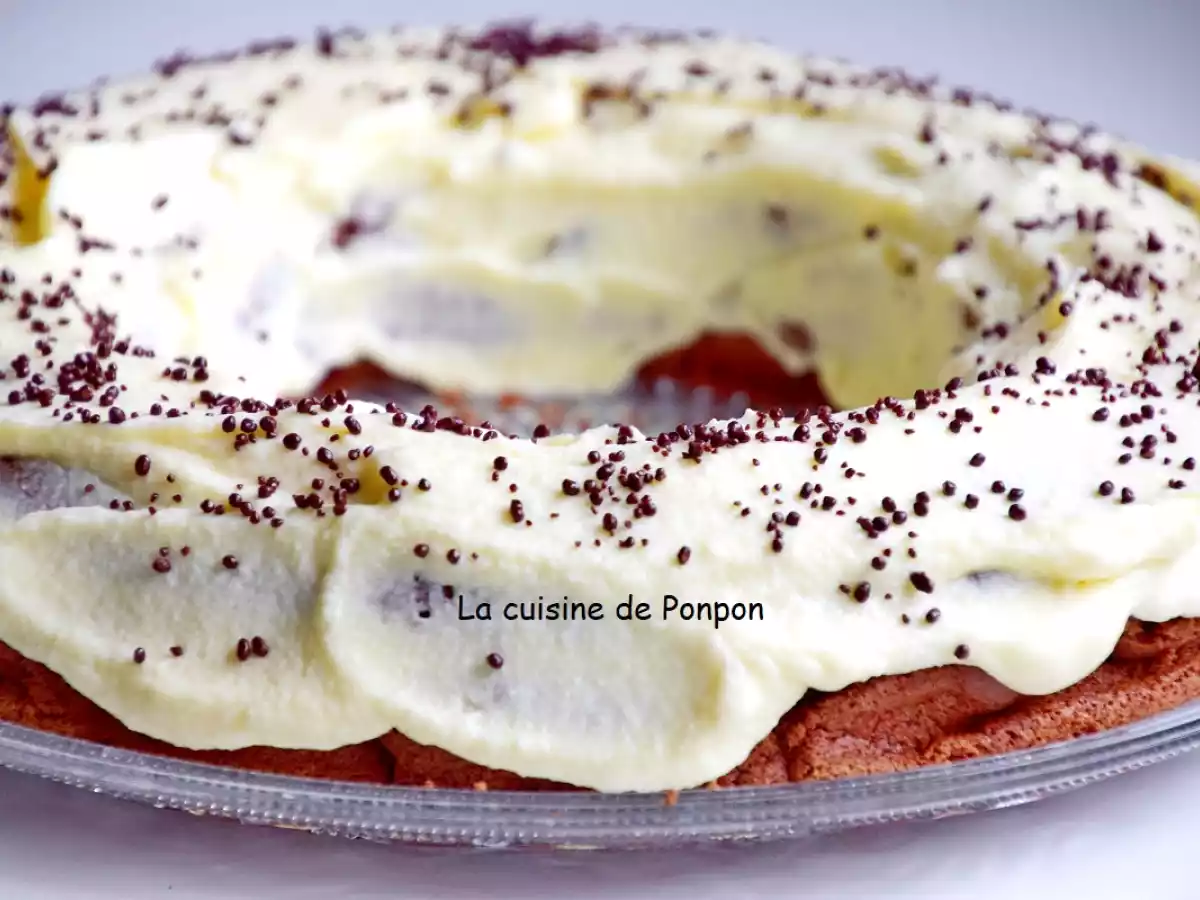 Gâteau mousse au chocolat noir, ganache blanche et perle de chocolat