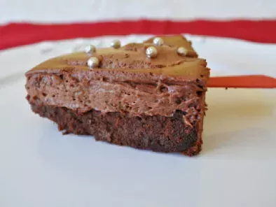 Gâteau-mousse au chocolat noir, poires et marrons confits en version de fêtes - photo 2