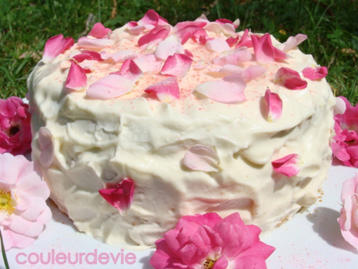 recette-de-g-teau-nuage-aux-p-tales-de-rose