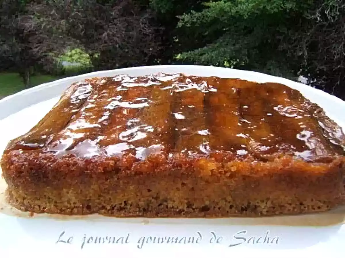 Gâteau renversé à la rhubarbe et aux amandes et Tarte
