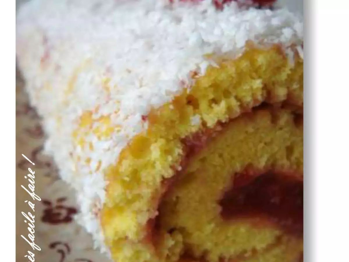 GATEAU ROULE A LA CONFITURE DE FRAISES ULTRALIGHT. - photo 2