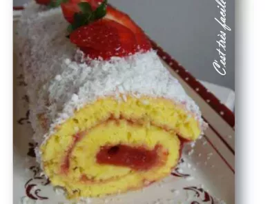 Gâteau roulé girly à la confiture de fraise - Recettes faciles Odelices 