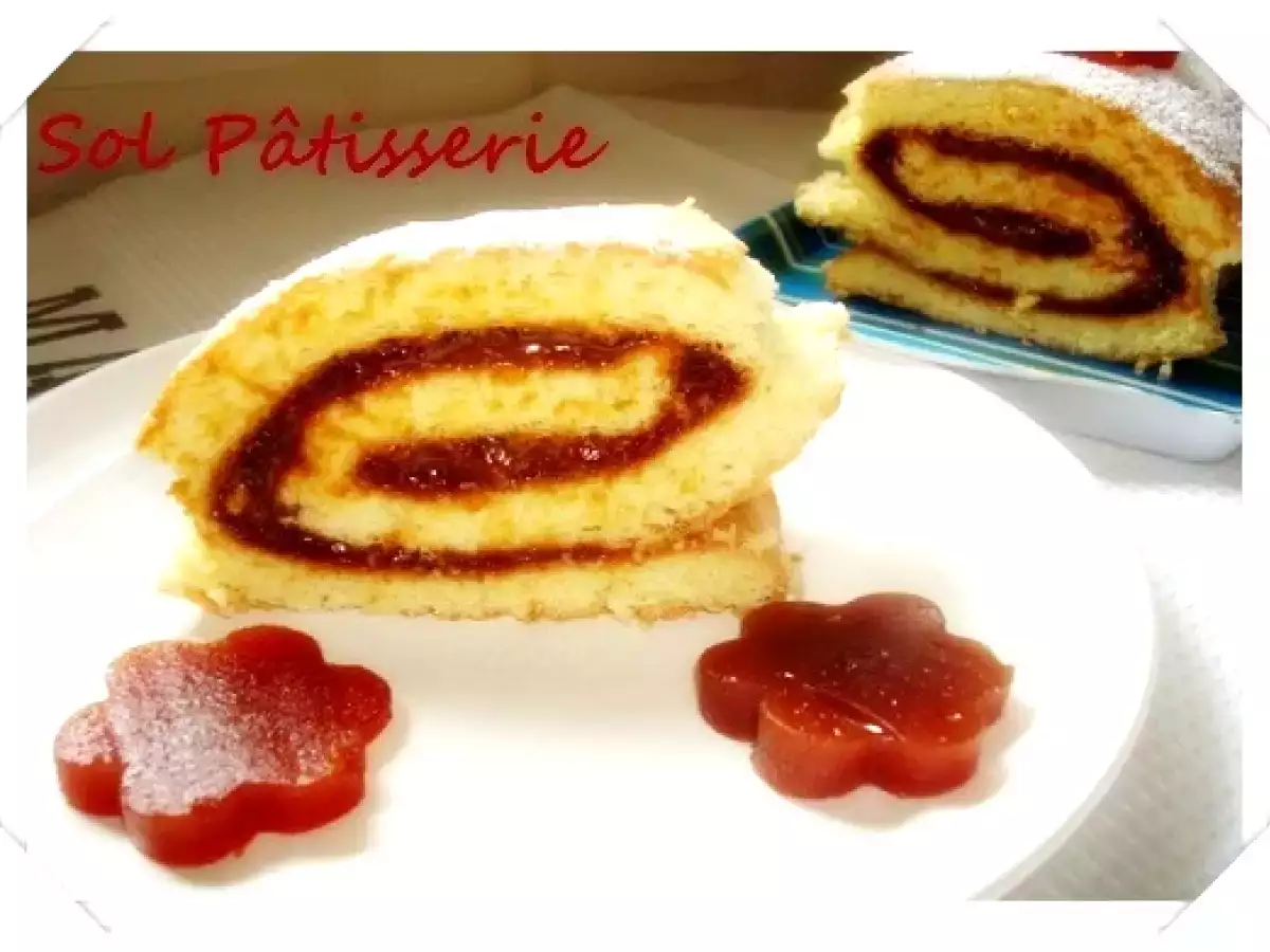 Gâteau roulé à la pâtea de coings et à la confiture de lait - photo 2