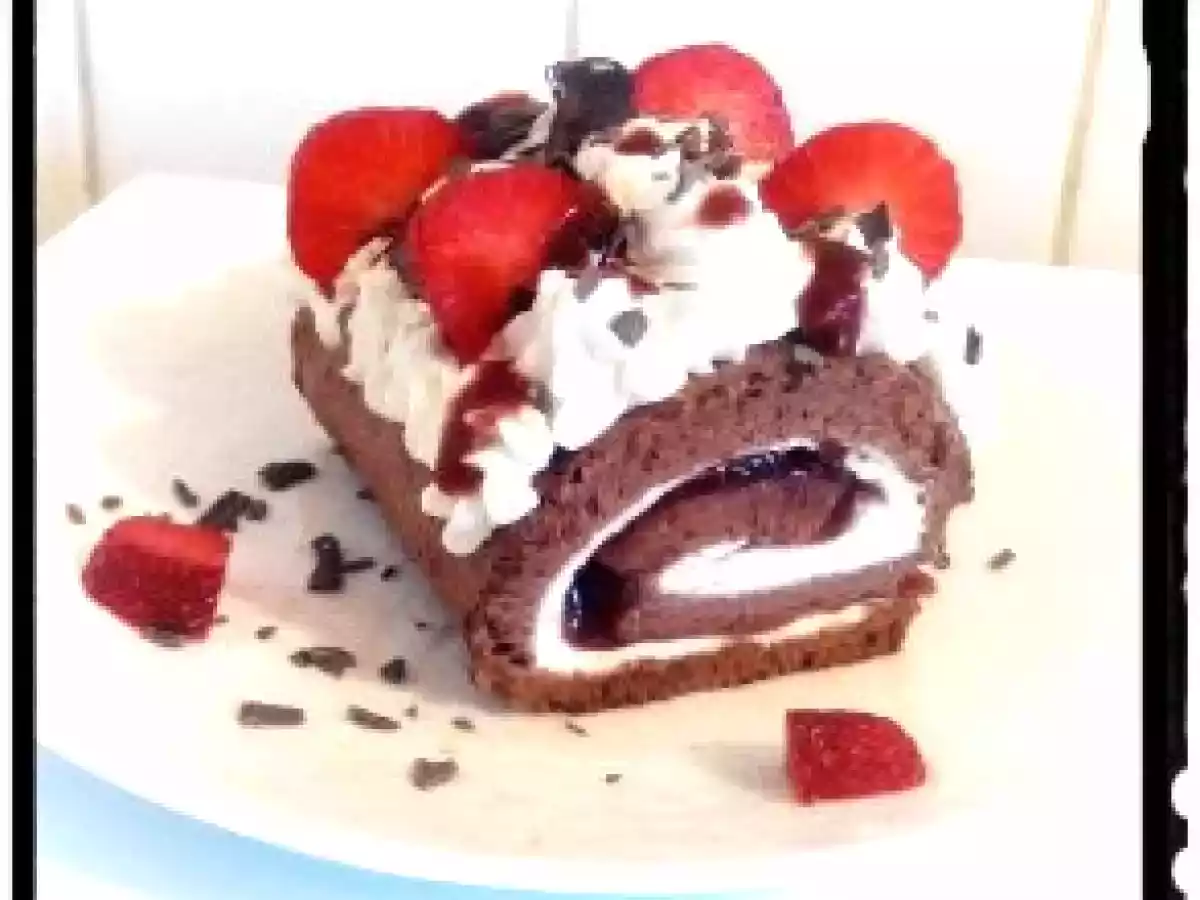 Gâteau roulé choco fraise