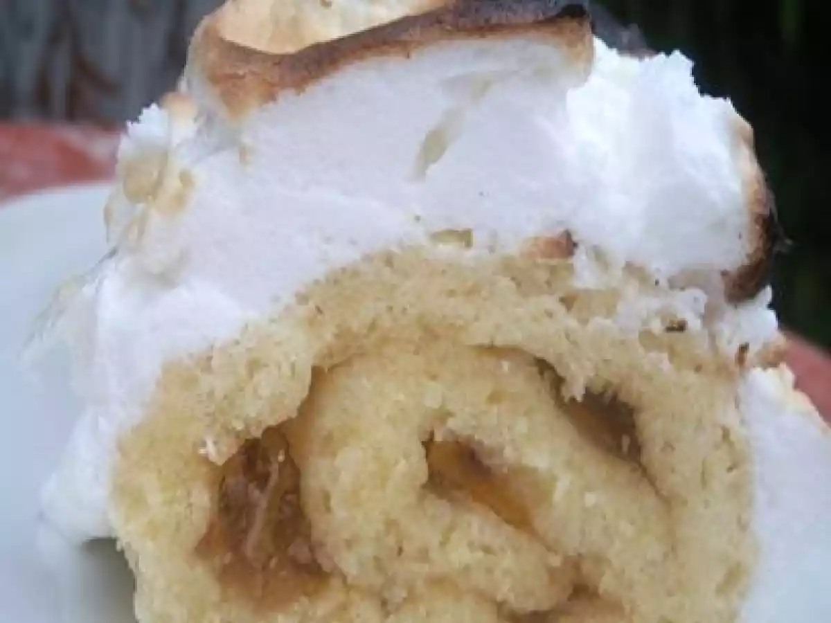 Gâteau roulé meringué à la poudre d'amande et citron