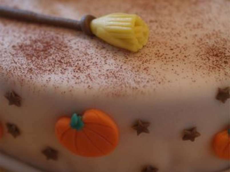 Gâteau sorcière d'Halloween et tutorials, photo 1