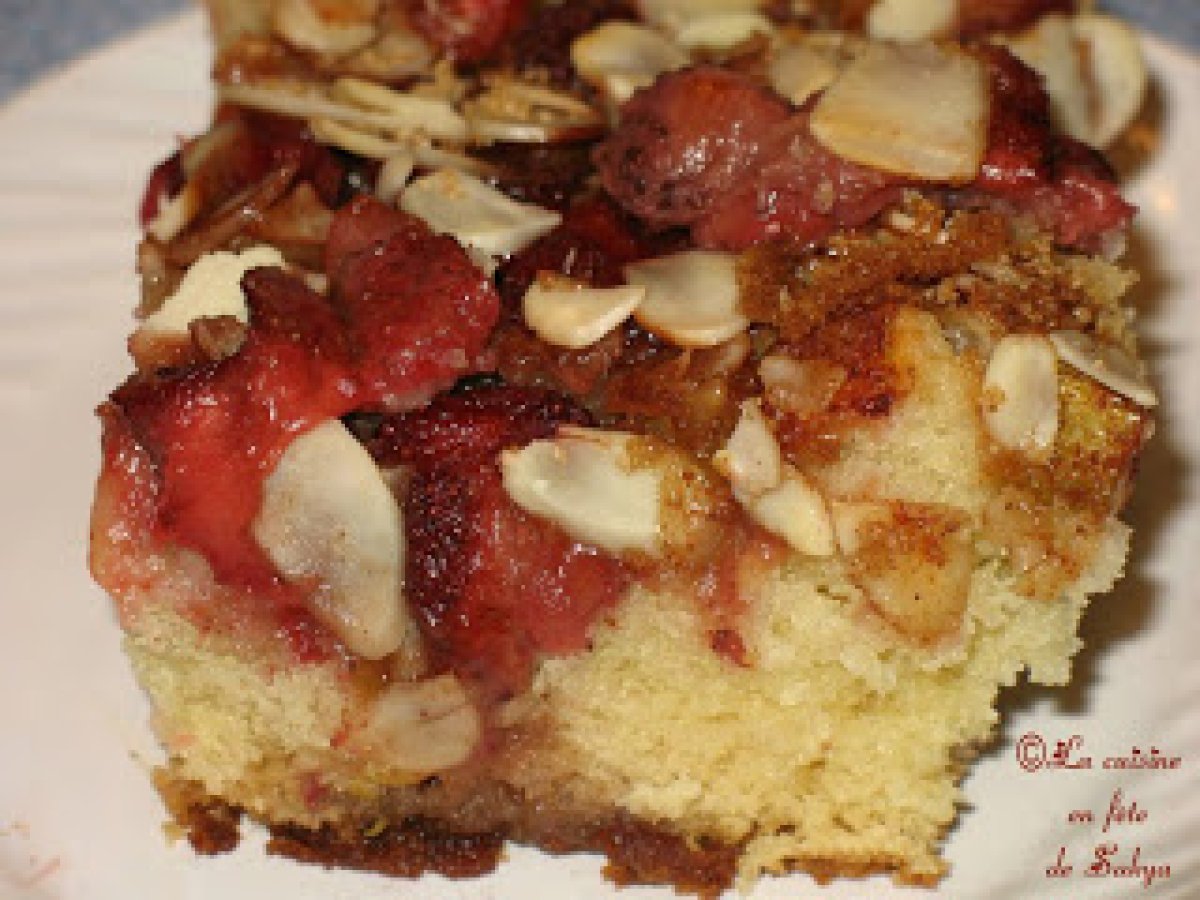 Gateau Streusel Aux Fraises Rhubarbes Et Mascarpone Recette Ptitchef