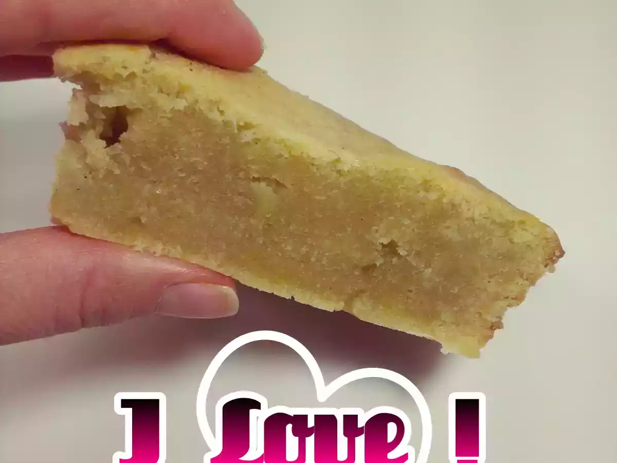 Gateau sucré à la courgette et vanille