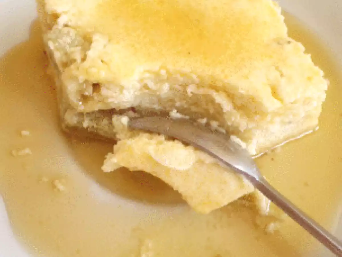 Gâteau suisse à la rhubarbe