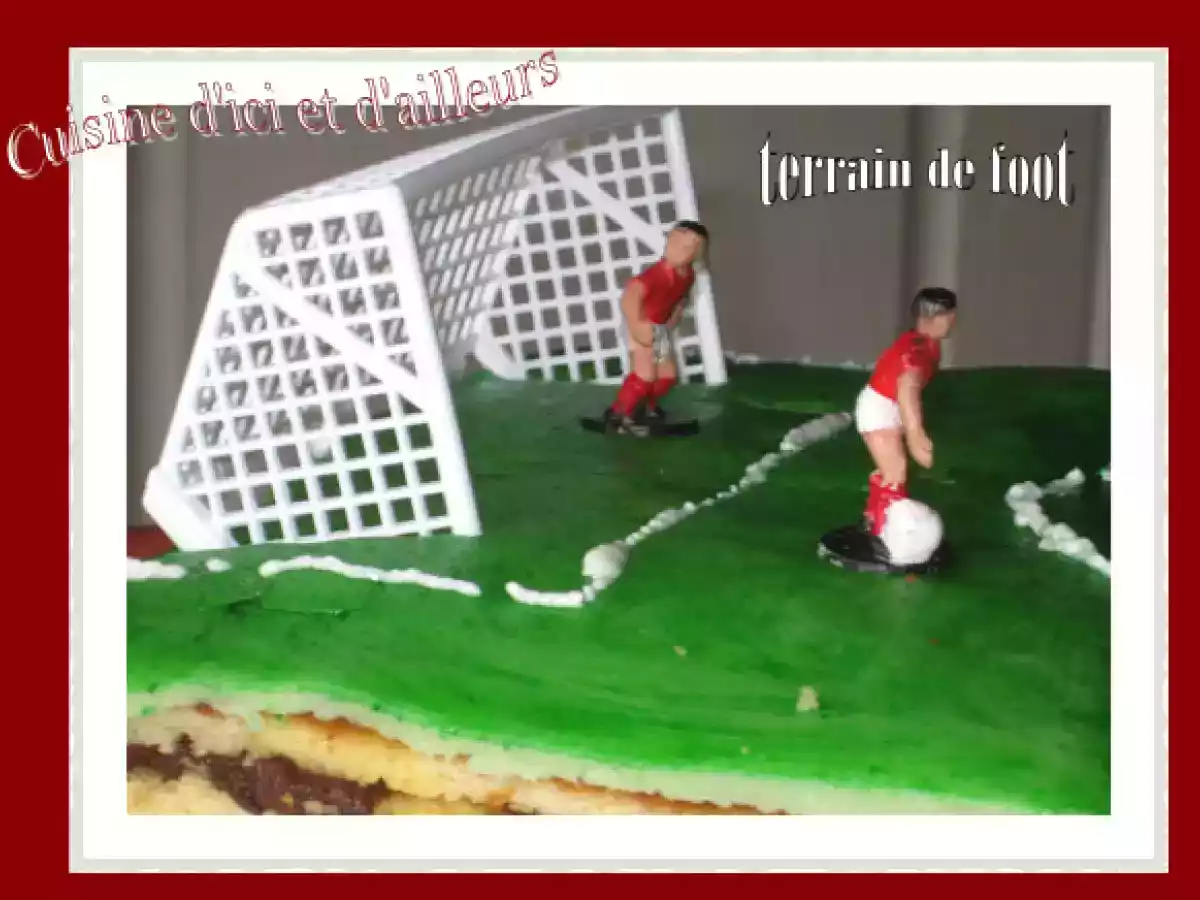 Gateau terrain de foot - photo 2