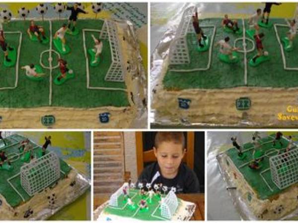 Gâteau terrain de foot