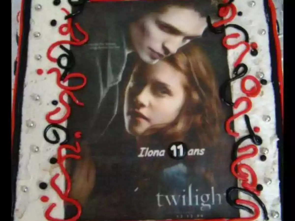 Gateau TWILIGHT ( poirier anniversaire)