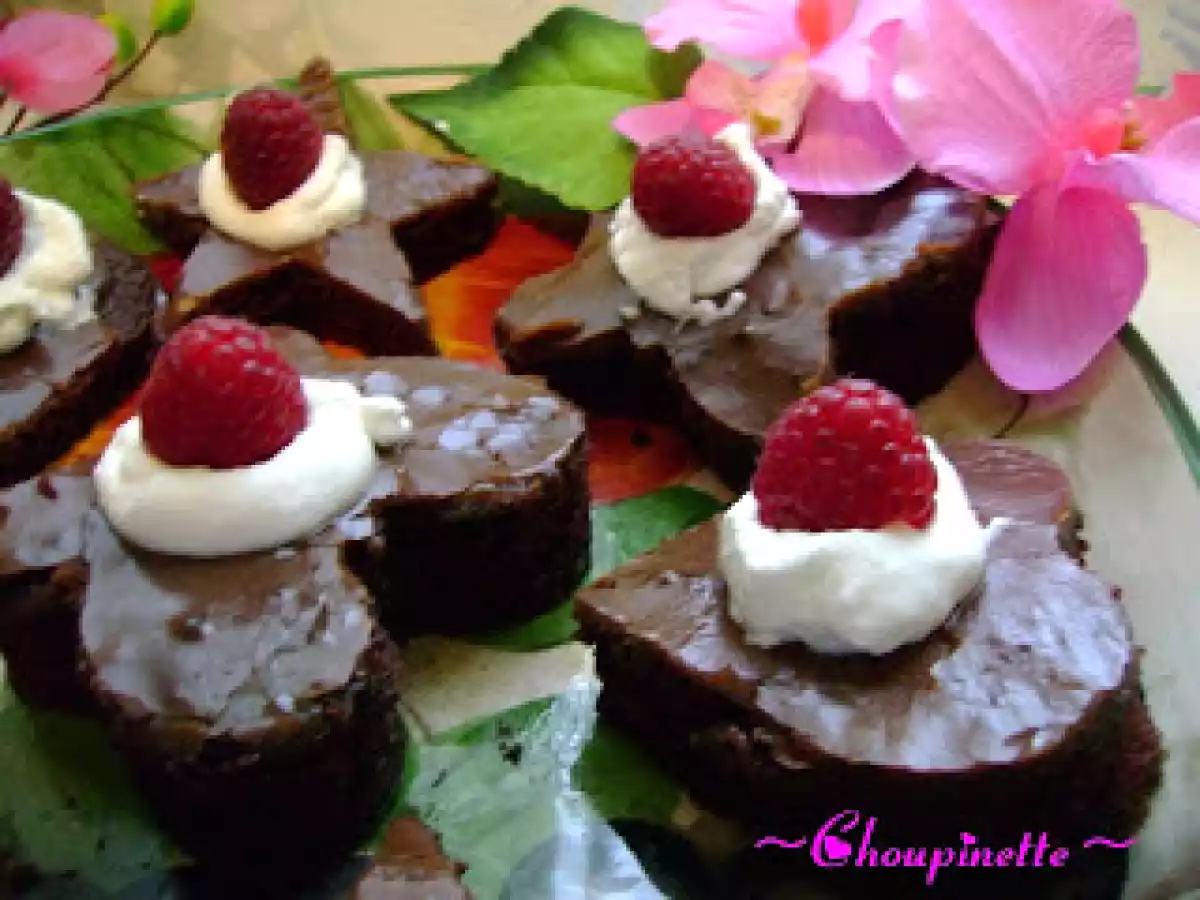 ~Gâteaux coupés à l'emporte-pièces de Carnation~ - photo 2