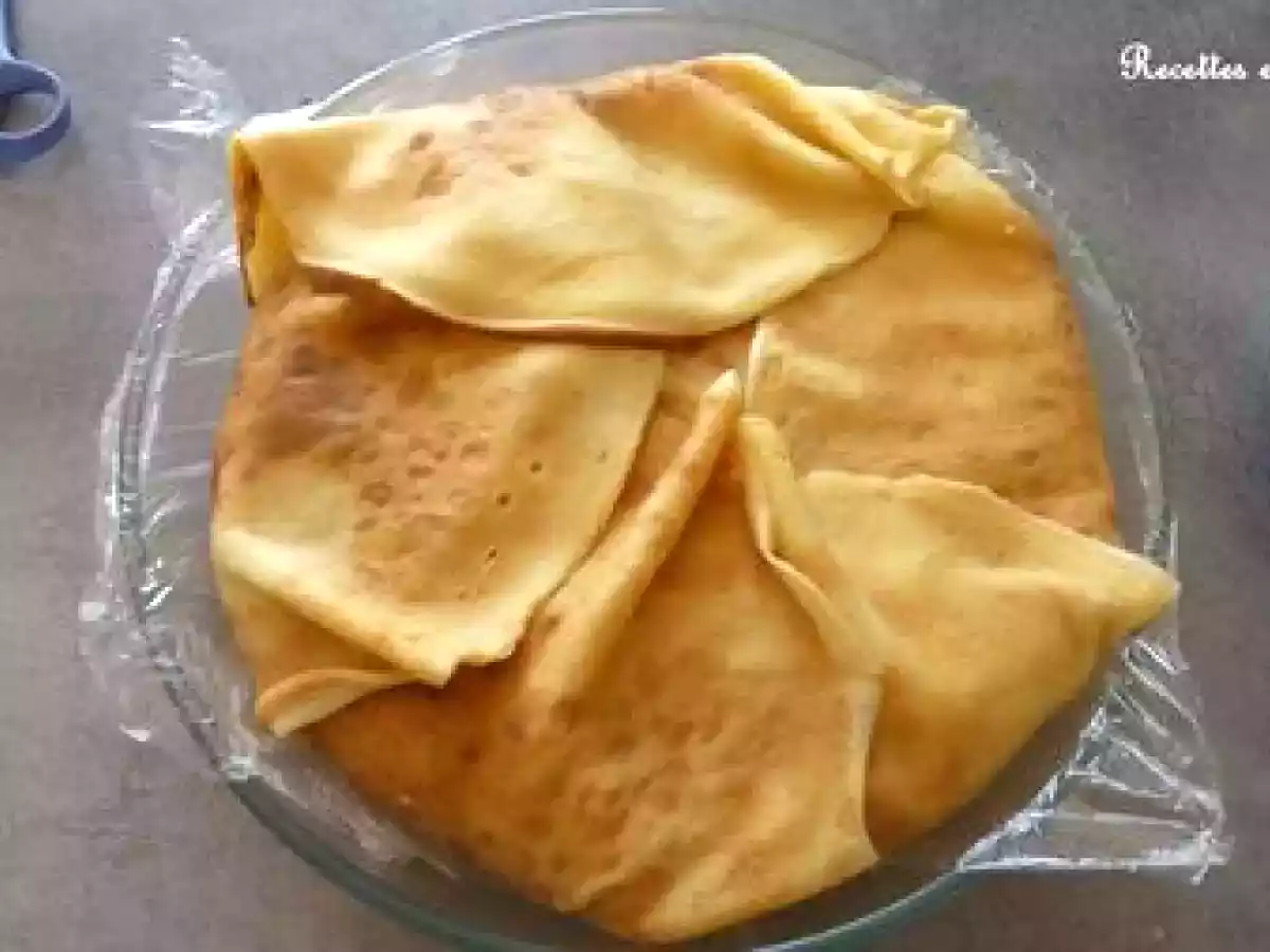 GÂTEAUX DE CRÊPES A LA CONFITURE DE FRAISES AVEC OU SANS GLUTEN - photo 2