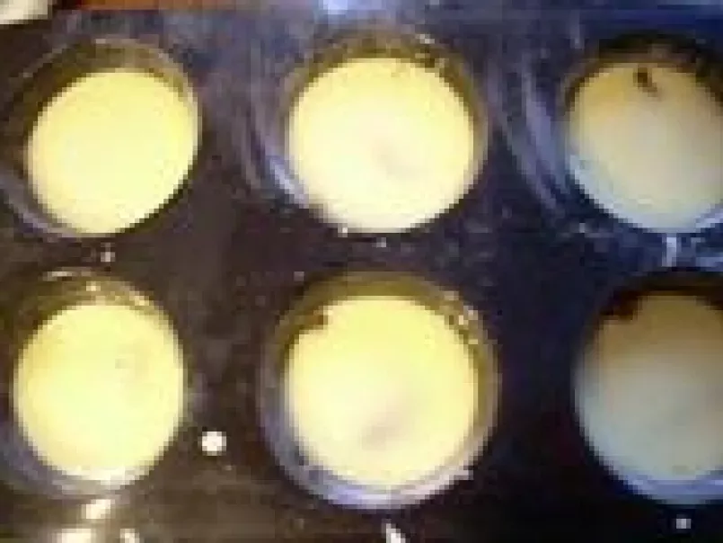 Gâteaux individuels au yaourt sur lit de Nutella, photo 4