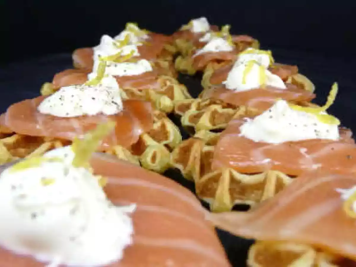Gauffres de pommes de terre au saumon