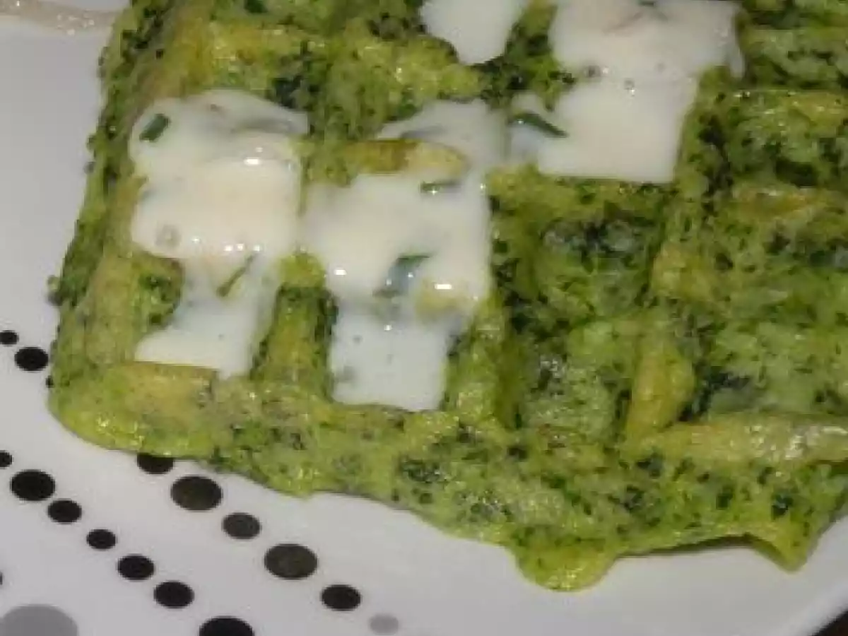 Gaufres aux pommes de terre et aux épinards, sauce citron - ciboulette - photo 2