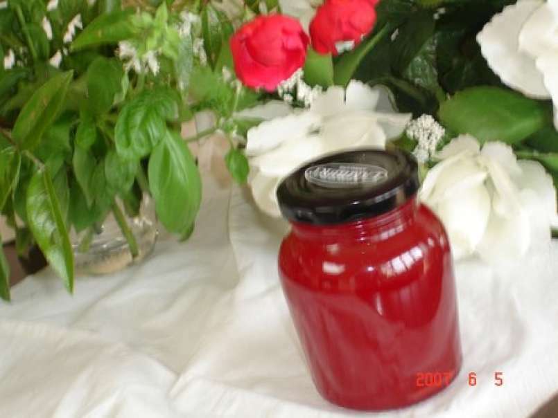 Gelée de fraises groseilles rouges + photos de Talia et resto