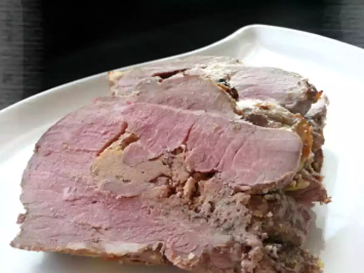 Gigot d'agneau au foie gras & au pain d'épices