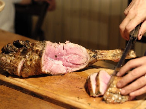 Gigot D Agneau Facon Mechoui Recette Ptitchef