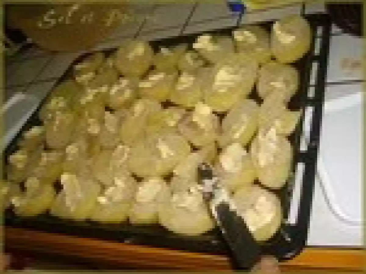 Gigot d'agneau, pommes de terre au four et aioli... - photo 5