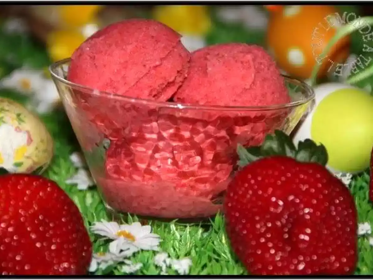 Glace à la fraise sans sorbetière