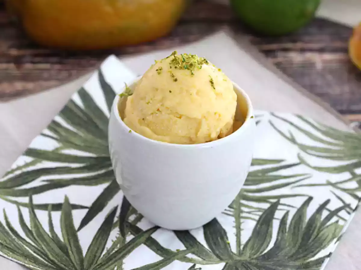 Glace à la mangue sans sorbetière