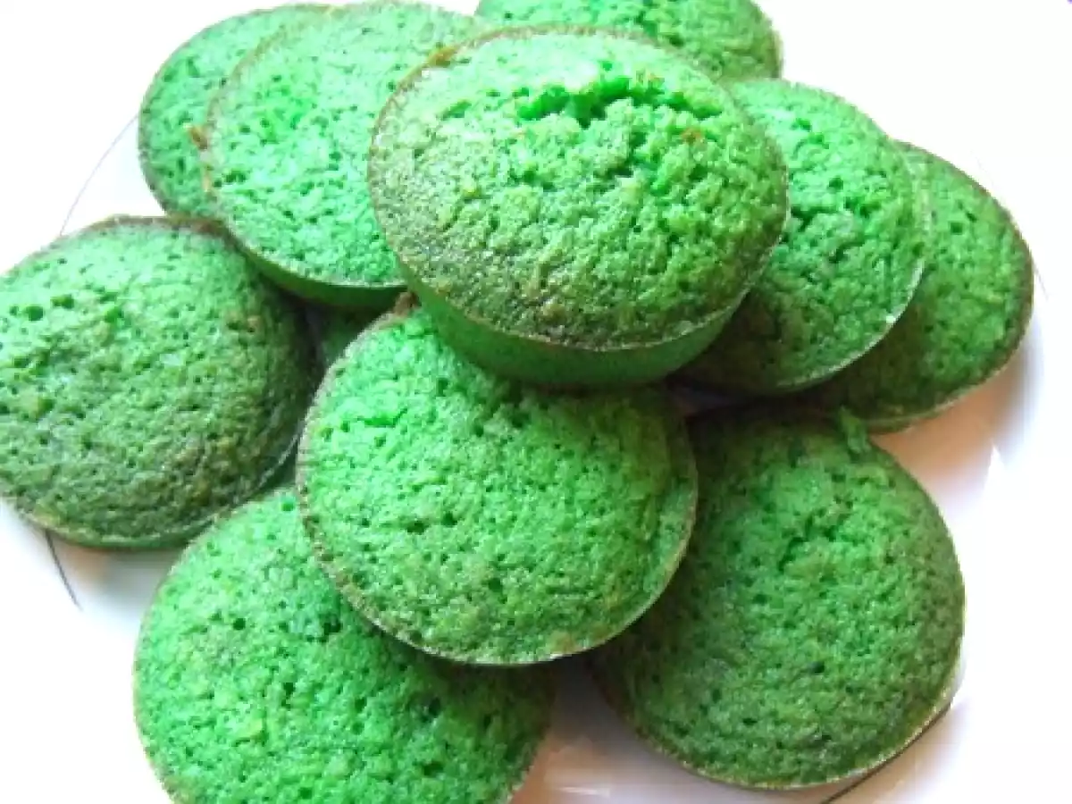 Glace au sésame noir & financier au pandan - photo 2