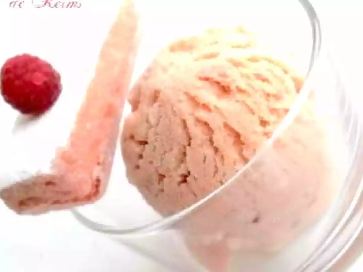 Glace aux Biscuits Roses de Reims