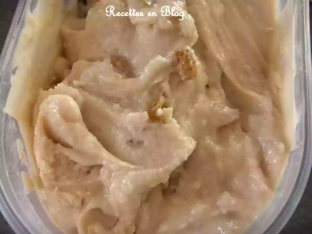 GLACE BANANES RHUM RAISINS