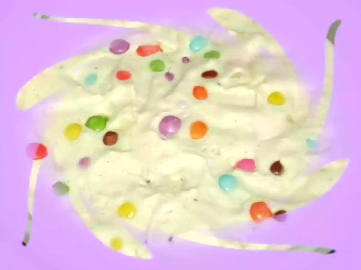 GLACE VANILLE AUX SMARTIES