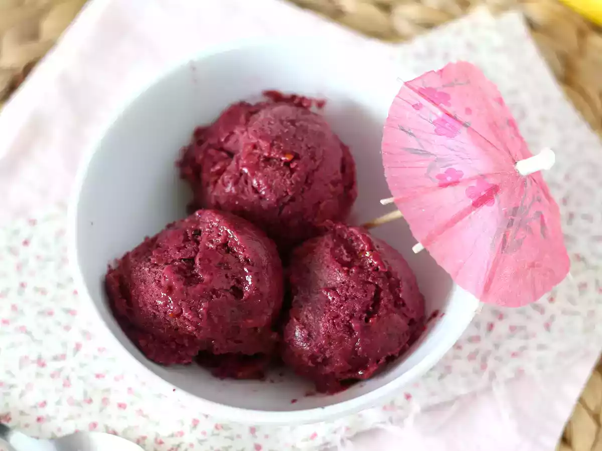 Glace vegan aux fruits rouges: la nice cream banana super facile à faire!