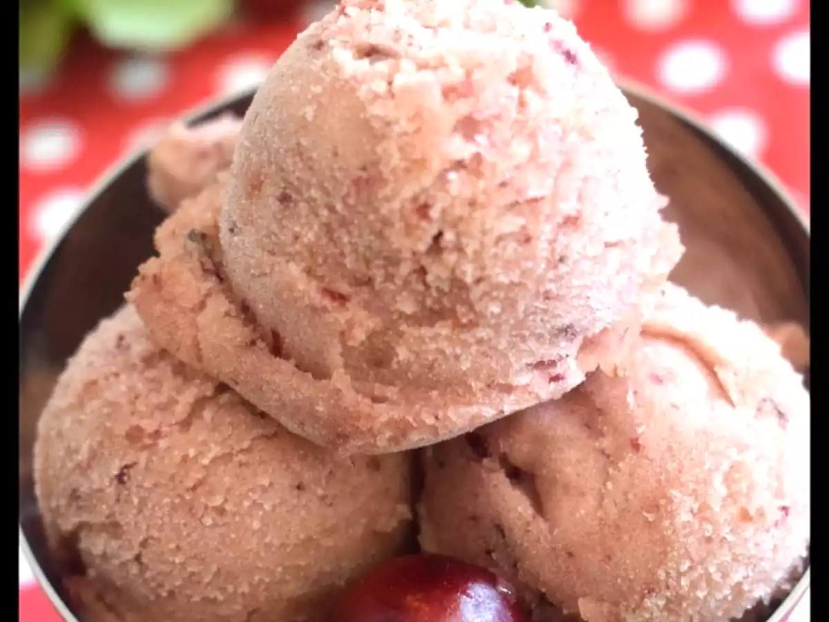 Glace Vegan banane et cerise