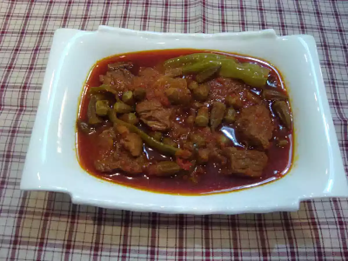 Gnéwiyya ( Veau aux gombos)