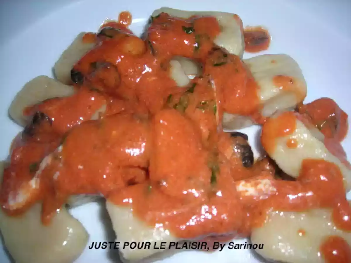 GNOCCHI DE POMMES DE TERRE À LA NAPOLITAINE