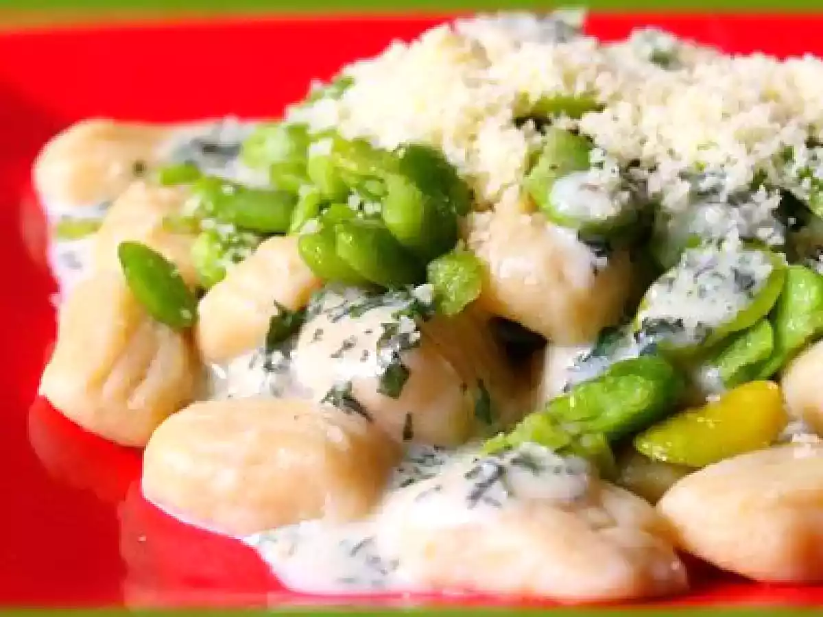 Gnocchis maison aux fèves fraîches et sauce blanche de basilic. - photo 2