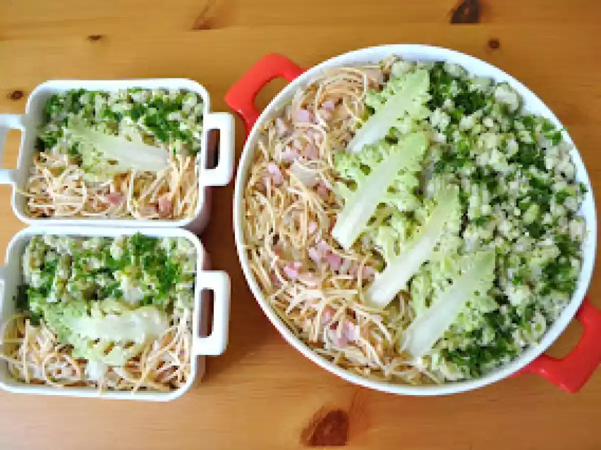 Gratin de chou romanesco et petites pâtes savoyardes aux deux saveurs de noix - photo 2