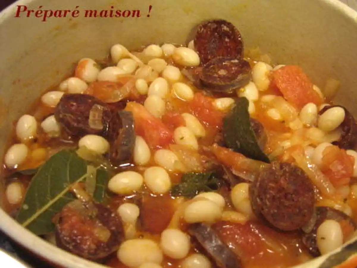 Gratin de cocos de Paimpol à la fondue de tomates et au chorizo