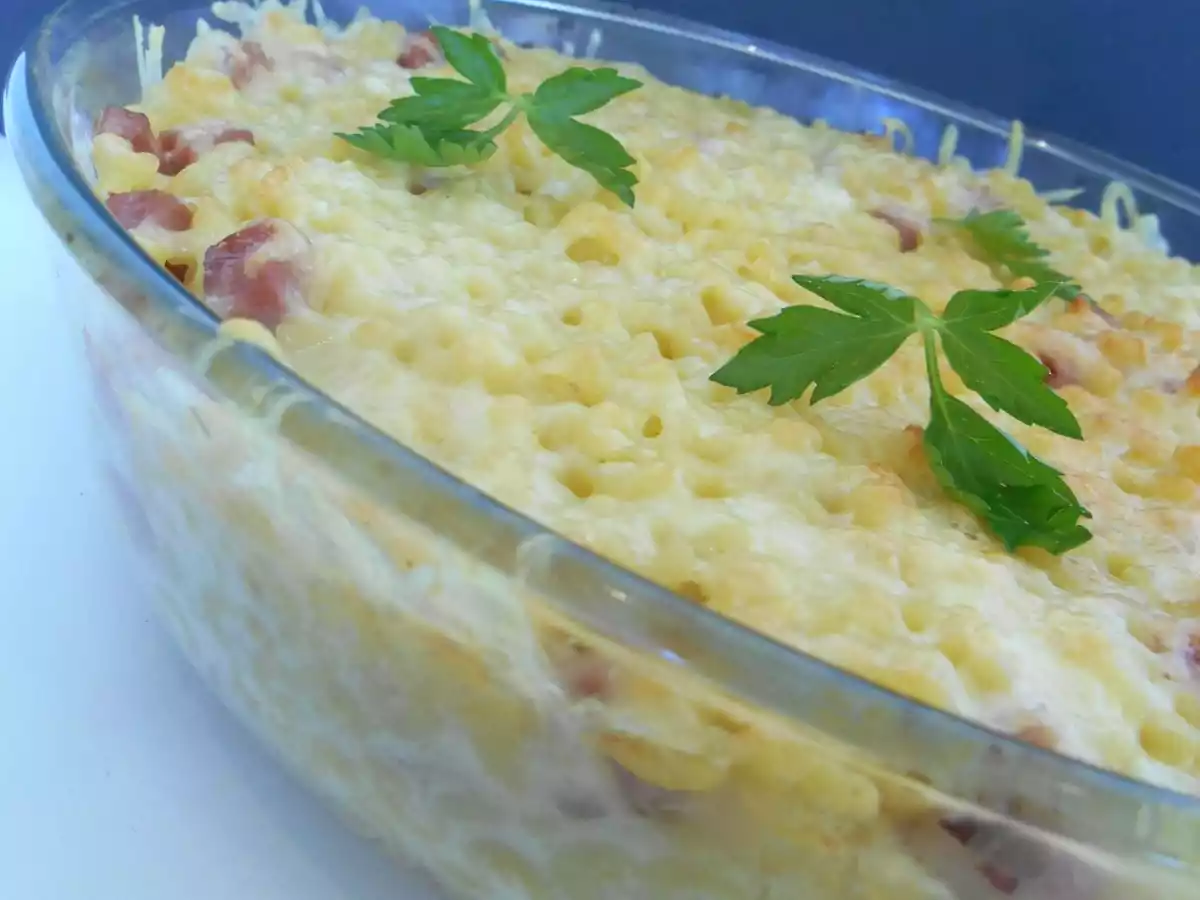 GRATIN DE COQUILLETTES & JAMBON