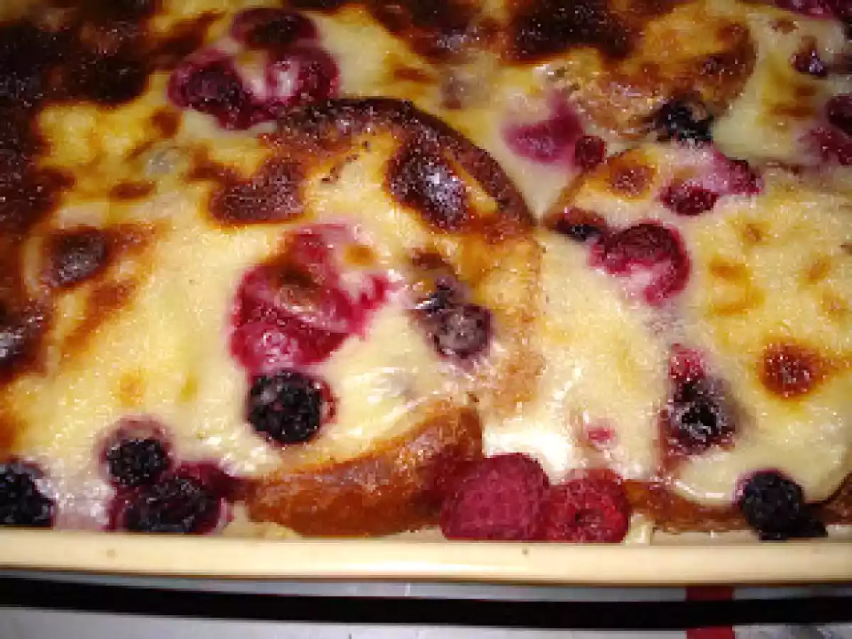 Gratin de pain perdu aux fruits rouges