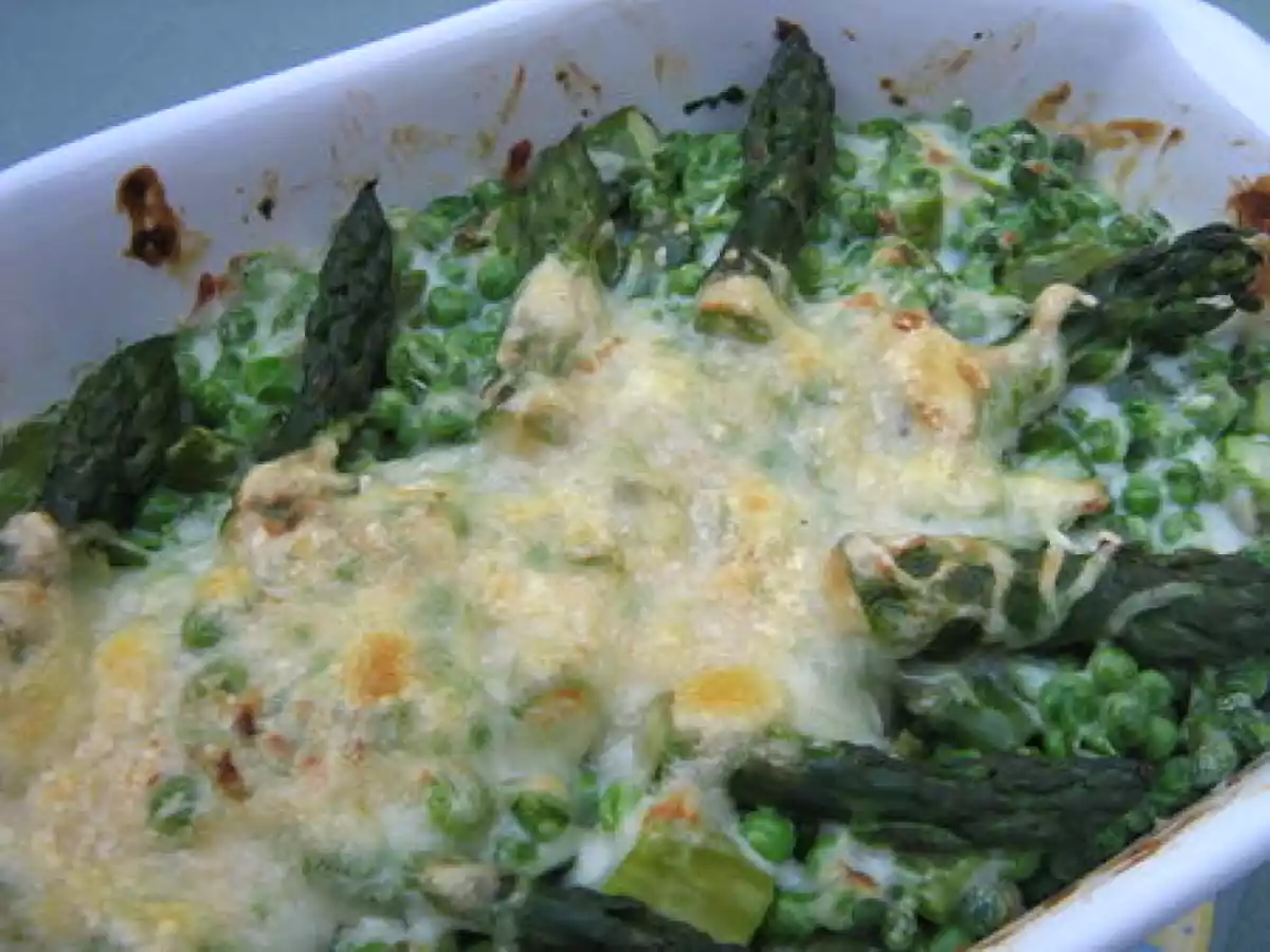 Gratin de petits pois aux pointes d'asperges