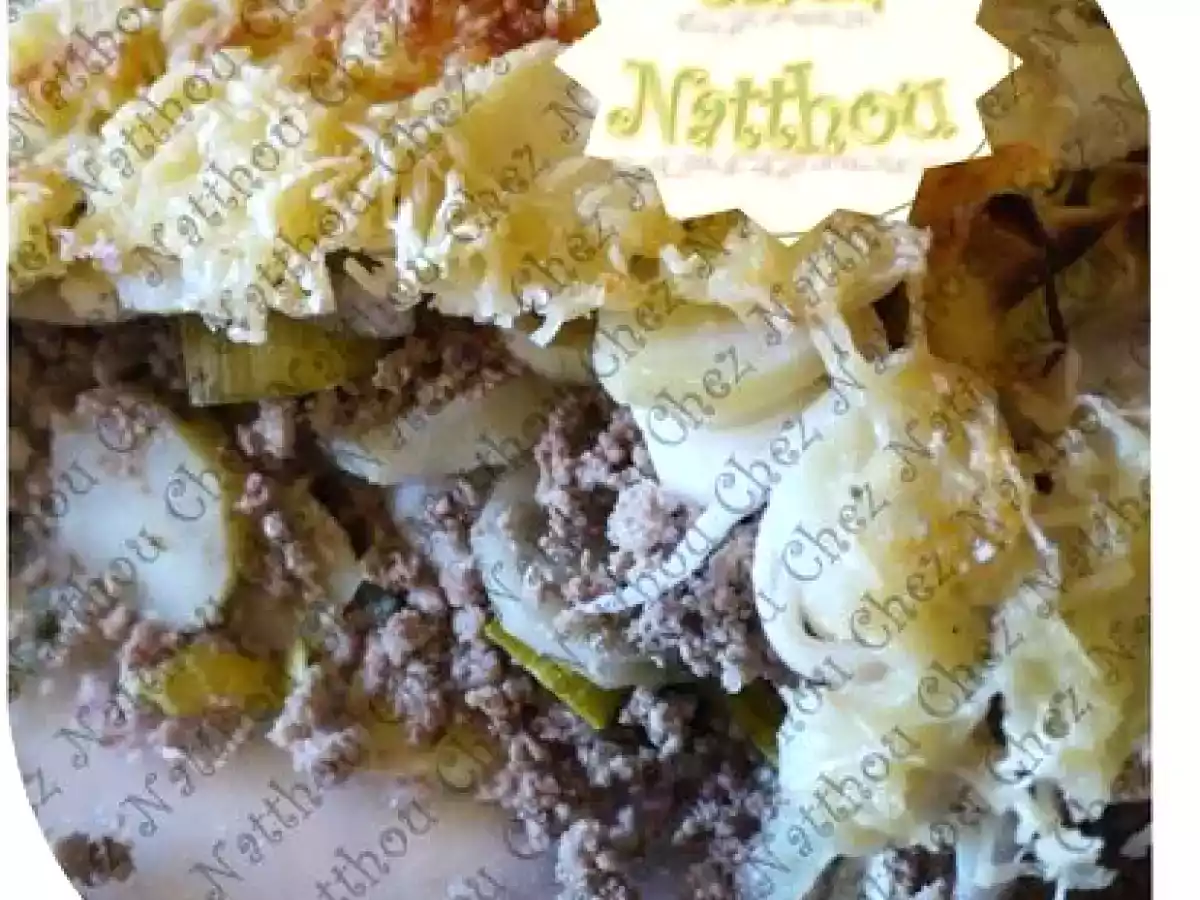 Gratin de poireaux, pomme de terre et boeuf haché