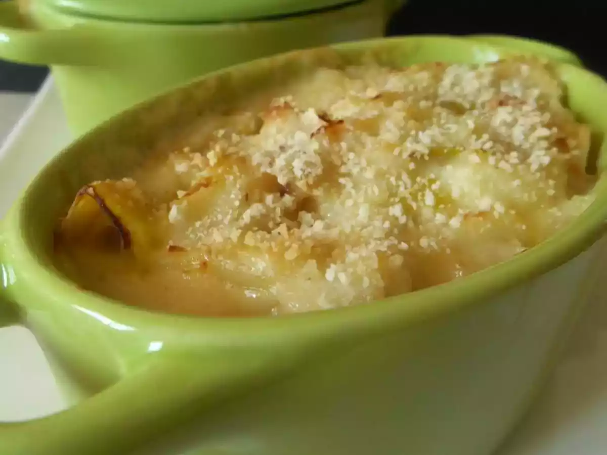 GRATIN DE POISSON AUX POIREAUX